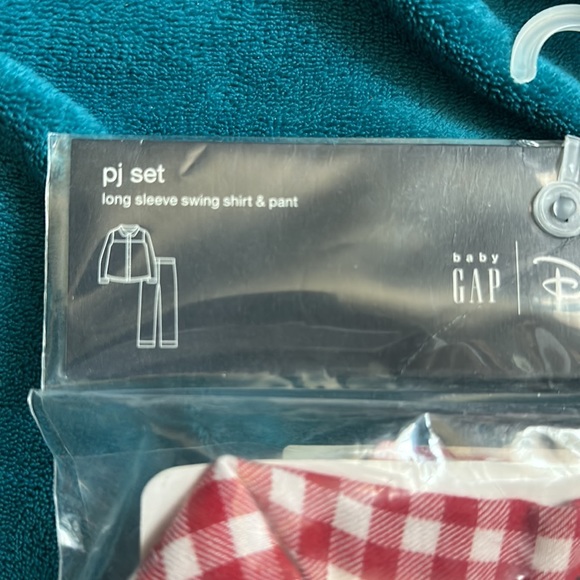 Baby gap 2 piece Minnie Mouse pijamas - Picture 2 of 4
